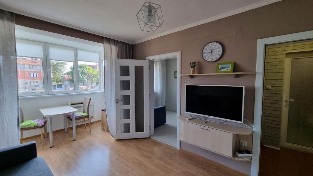 Apartment Violet Varna Exterior photo